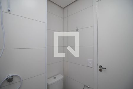 Banheiro de apartamento para alugar com 1 quarto, 28m² em Tucuruvi, São Paulo