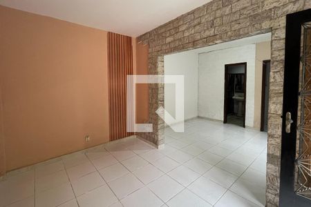 Sala de casa para alugar com 2 quartos, 140m² em Pitangueiras, Rio de Janeiro