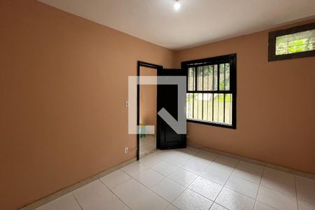 Quarto 2 de casa para alugar com 2 quartos, 140m² em Pitangueiras, Rio de Janeiro