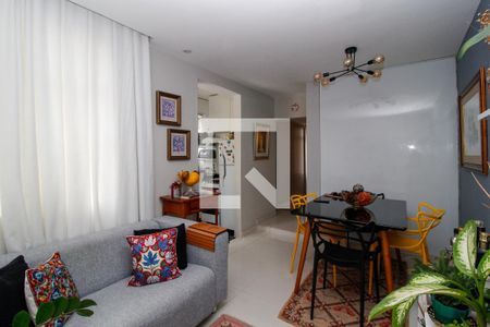 Sala de apartamento para alugar com 1 quarto, 50m² em Santo Antônio, Belo Horizonte