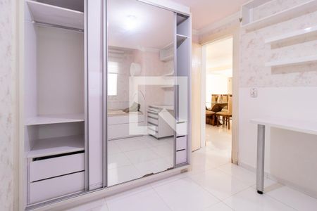 Quarto 1 de casa para alugar com 2 quartos, 75m² em Sítio Cercado, Curitiba