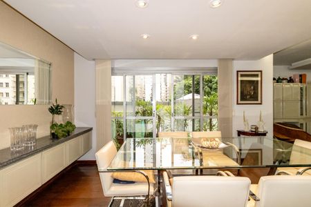 Sala de apartamento para alugar com 3 quartos, 214m² em Itaim Bibi, São Paulo