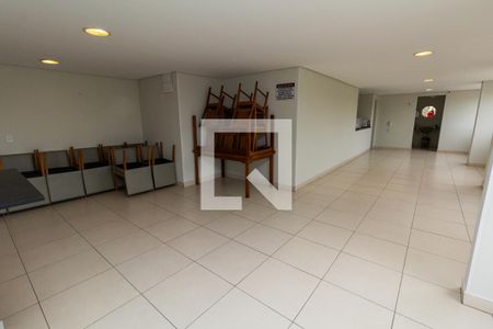 Apartamento à venda com 54m², 2 quartos e 1 vaga Apartamento à venda com 54m², 2 quartos e 1 vagaÁrea comum - Salão de festas