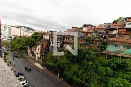 Vista da Sala de apartamento à venda com 2 quartos, 88m² em Ingá, Niterói