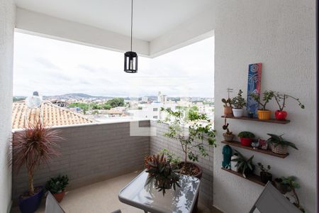 Varanda da Sala de apartamento para alugar com 3 quartos, 75m² em Planalto, Belo Horizonte