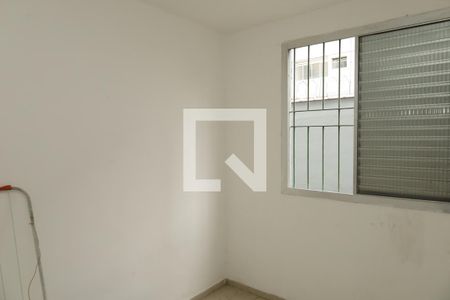 Quarto 1 de apartamento para alugar com 3 quartos, 52m² em Conjunto Residencial José Bonifácio, São Paulo