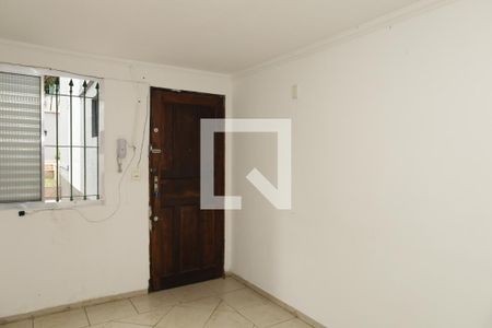 Sala de apartamento para alugar com 3 quartos, 52m² em Conjunto Residencial José Bonifácio, São Paulo