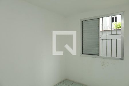 Quarto 2 de apartamento para alugar com 3 quartos, 52m² em Conjunto Residencial José Bonifácio, São Paulo