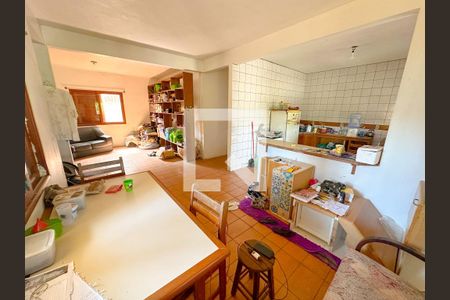 Sala de casa para alugar com 3 quartos, 190m² em Ingleses Norte, Florianópolis