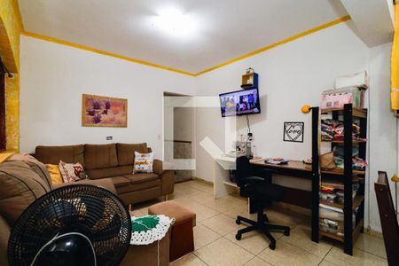 Sala de casa para alugar com 2 quartos, 58m² em Jardim Bom Refugio, São Paulo