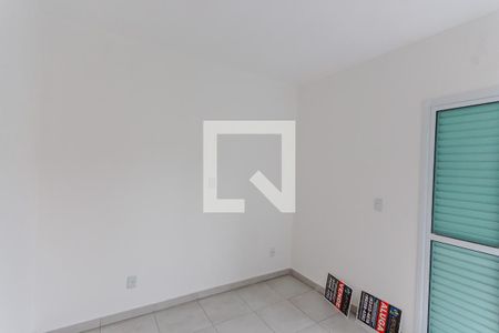 Quarto 2 de apartamento para alugar com 2 quartos, 48m² em Vila Guiomar, Santo André