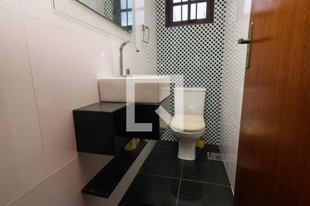 Lavabo de casa à venda com 3 quartos, 149m² em Campo Novo, Porto Alegre