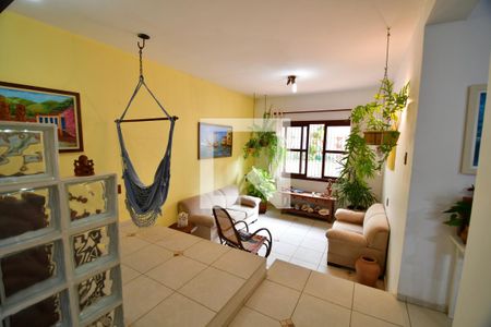 Sala 1 de casa à venda com 5 quartos, 240m² em Parque das Flores, Campinas