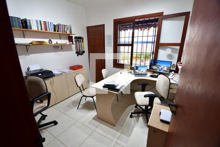 Quarto 1 de casa à venda com 5 quartos, 240m² em Parque das Flores, Campinas