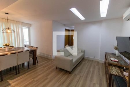 Sala de apartamento para alugar com 3 quartos, 162m² em Santa Rosa, Niterói