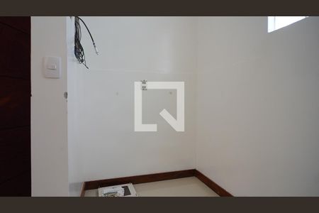 Área de Serviço de casa para alugar com 3 quartos, 150m² em Moenda, Florianópolis