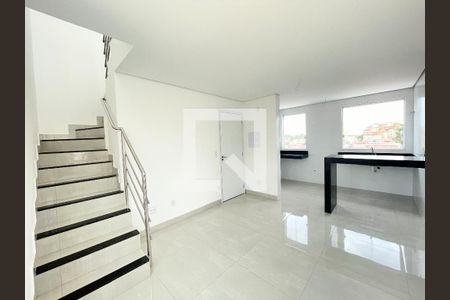 Sala de apartamento à venda com 3 quartos, 96m² em Indians, Belo Horizonte