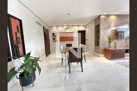 Sala de apartamento à venda com 3 quartos, 136m² em Coracao de Jesus, Belo Horizonte