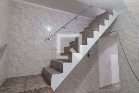 Sala de casa para alugar com 2 quartos, 64m² em Vila São Luis, Duque de Caxias