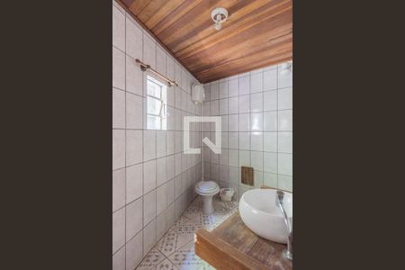 Casa à venda com 235m², 3 quartos e 4 vagas Casa à venda com 235m², 3 quartos e 4 vagasBanheiro da Suíte