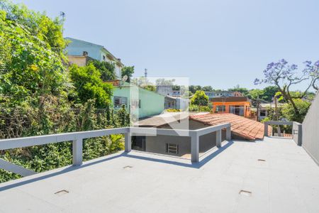 Casa à venda com 235m², 3 quartos e 4 vagas Casa à venda com 235m², 3 quartos e 4 vagasÁrea externa