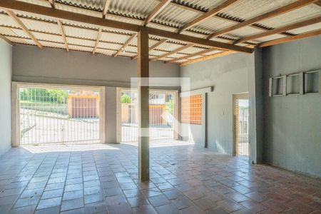 Casa à venda com 235m², 3 quartos e 4 vagas Casa à venda com 235m², 3 quartos e 4 vagasGaragem