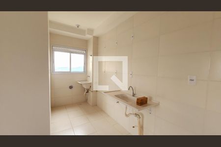 Cozinha e Área de Serviço de apartamento à venda com 2 quartos, 50m² em Vila Santa Terezinha, Várzea Paulista