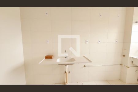 Cozinha/Área de Serviço de apartamento à venda com 2 quartos, 45m² em Vila Santa Terezinha, Várzea Paulista