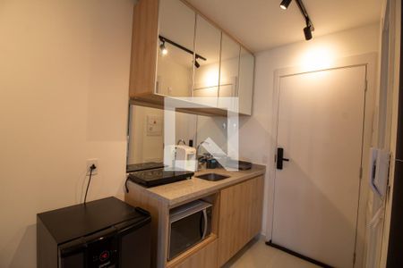 Cozinha de kitnet/studio à venda com 1 quarto, 25m² em Campo Belo, São Paulo