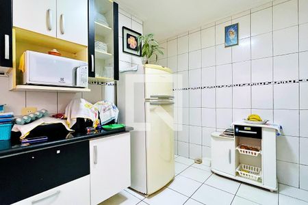 Casa à venda com 180m², 2 quartos e 1 vaga Casa à venda com 180m², 2 quartos e 1 vagaCozinha - Casa 2