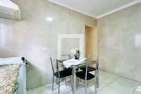 Casa à venda com 180m², 2 quartos e 1 vaga Casa à venda com 180m², 2 quartos e 1 vagaCozinha - Casa 1