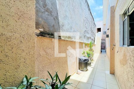 Casa à venda com 180m², 2 quartos e 1 vaga Casa à venda com 180m², 2 quartos e 1 vagaÁrea externa