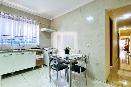 Casa à venda com 180m², 2 quartos e 1 vaga Casa à venda com 180m², 2 quartos e 1 vagaCozinha - Casa 1