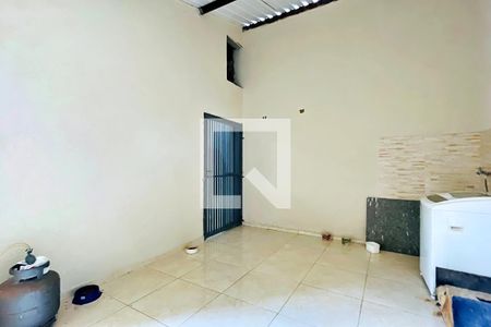 Casa à venda com 180m², 2 quartos e 1 vaga Casa à venda com 180m², 2 quartos e 1 vagaÁrea de Serviço - Casa 1