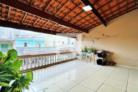 Casa à venda com 180m², 2 quartos e 1 vaga Casa à venda com 180m², 2 quartos e 1 vagaVaranda - Casa 1