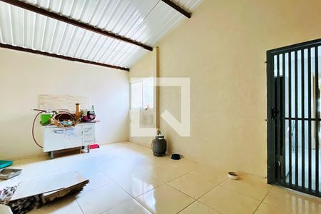 Casa à venda com 180m², 2 quartos e 1 vaga Casa à venda com 180m², 2 quartos e 1 vagaÁrea de Serviço - Casa 1