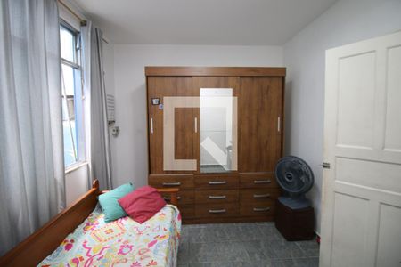 Quarto 2 de casa à venda com 2 quartos, 100m² em Irajá, Rio de Janeiro