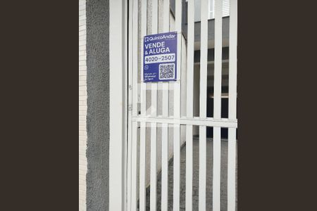 Apartamento à venda com 102m², 2 quartos e 2 vagas Apartamento à venda com 102m², 2 quartos e 2 vagasPlaca