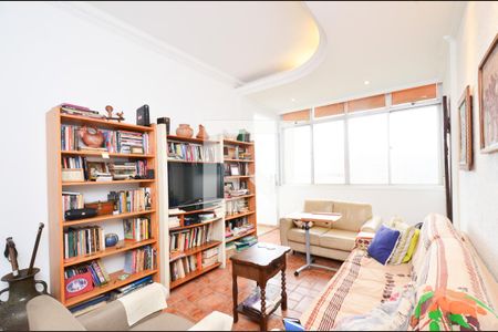 Sala de apartamento à venda com 3 quartos, 110m² em Funcionários, Belo Horizonte