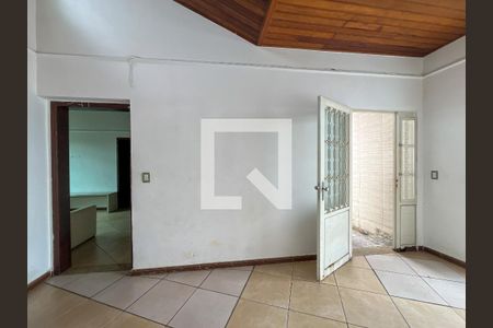 Sala de casa à venda com 2 quartos, 119m² em Parque Maria Domitila, São Paulo