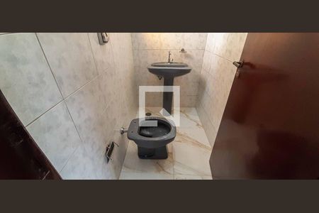 Casa 1 - Lavabo de casa à venda com 4 quartos, 232m² em São Pedro, Osasco