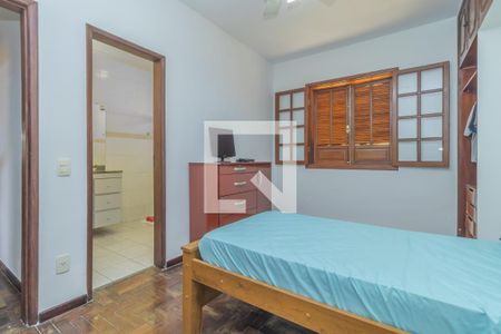 Quarto 2 de casa à venda com 3 quartos, 205m² em Itapoã, Belo Horizonte