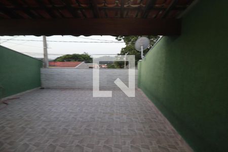 Casa à venda com 156m², 3 quartos e 2 vagas Casa à venda com 156m², 3 quartos e 2 vagasSacada
