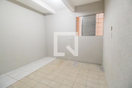 Quarto de casa para alugar com 1 quarto, 40m² em Vila Engenho Novo, Barueri