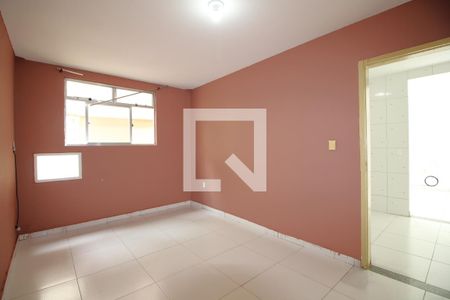 Quarto de kitnet/studio para alugar com 1 quarto, 50m² em Curicica, Rio de Janeiro