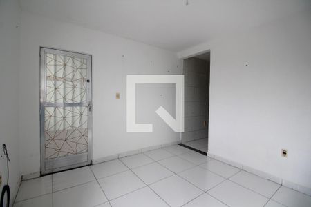 Sala de kitnet/studio para alugar com 1 quarto, 50m² em Curicica, Rio de Janeiro