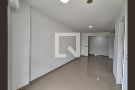 sala de apartamento para alugar com 3 quartos, 120m² em Recreio dos Bandeirantes, Rio de Janeiro