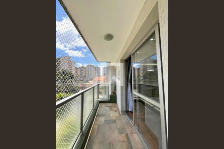 Varanda de apartamento à venda com 4 quartos, 117m² em Parque Jabaquara, São Paulo