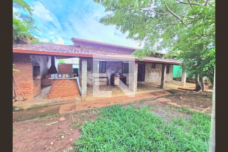 Fachada  de casa à venda com 3 quartos, 1000m² em Vila Rica, Lagoa Santa