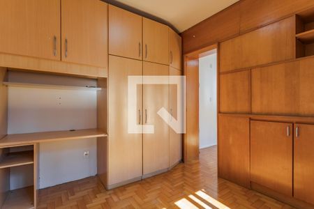 Quarto de apartamento para alugar com 1 quarto, 33m² em Auxiliadora, Porto Alegre